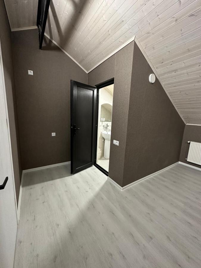 Guesthouse Chrdili Tbilisi Buitenkant foto