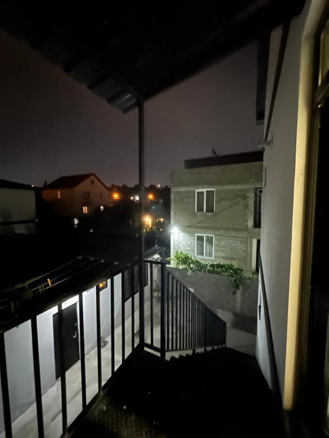 Guesthouse Chrdili Tbilisi Buitenkant foto