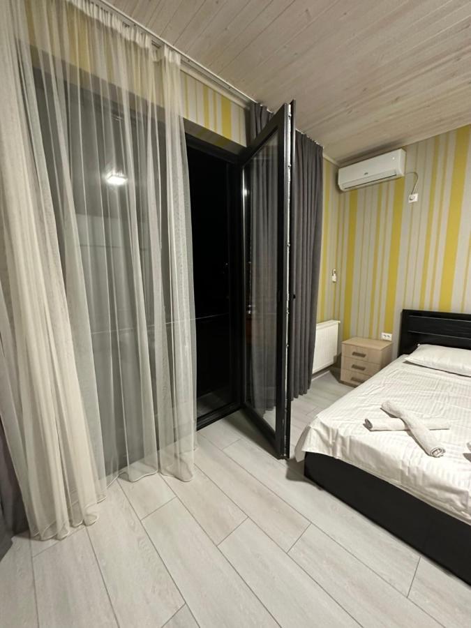 Guesthouse Chrdili Tbilisi Buitenkant foto